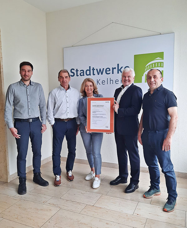 Überreichung AGFW-Zertifikat an das Team der Stadtwerke