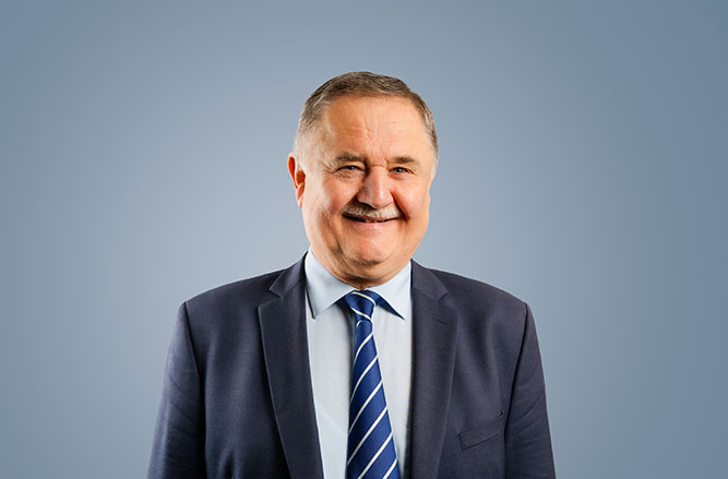 Bernhard Fischer