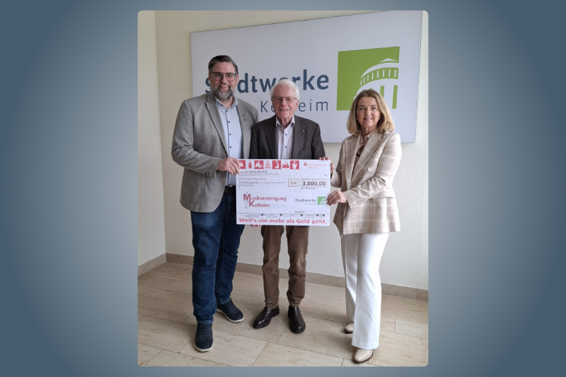 Scheckübergabe an die Musikvereinigung Kelheim